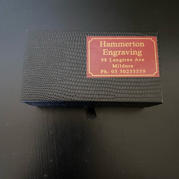 NWOT 🏍 motorcycle cuff links - Picture 3 of 3